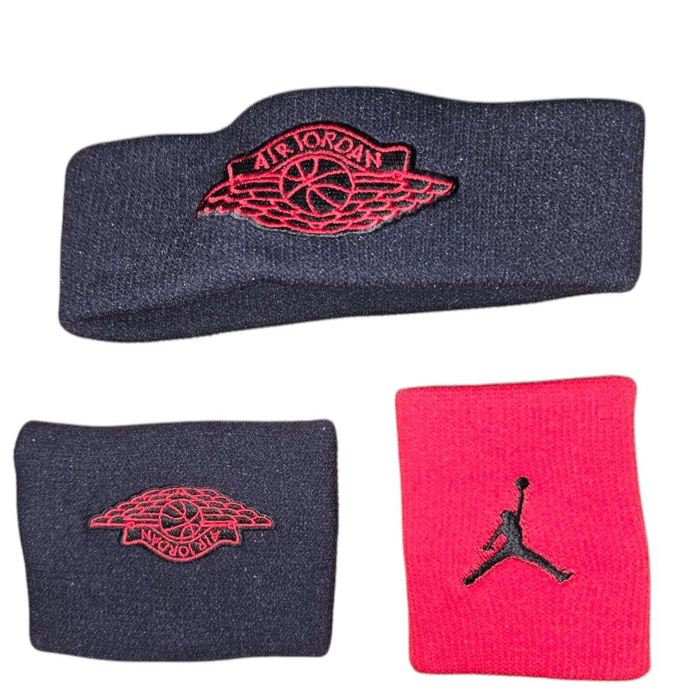 Jordan Kids‎ Black and Red Wristbands